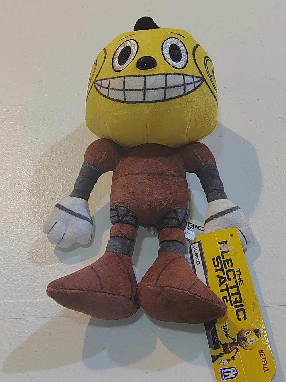 The Electric State Cosmo Plush & Figures Set - Yellow/Brown